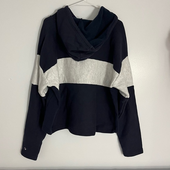 dark blue and ash grey University of Michigan hoodie - Picture 2 of 6